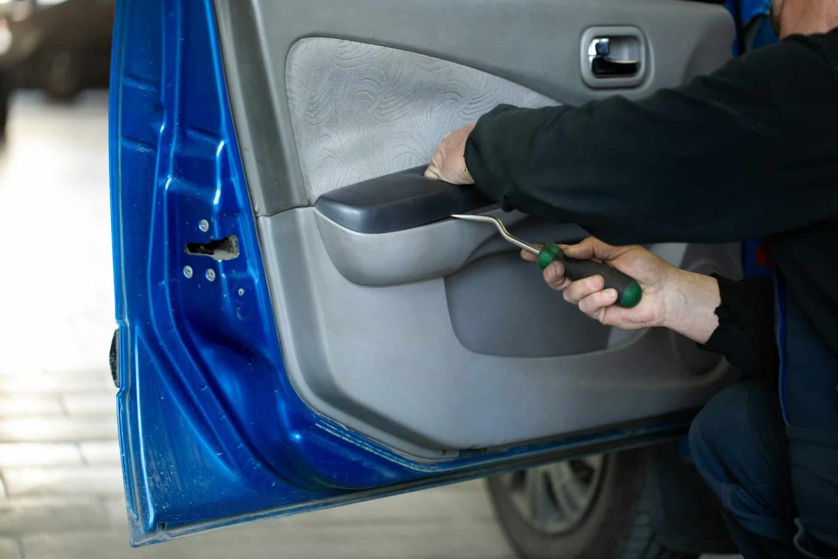 repairs from the draguignan automobile locksmith